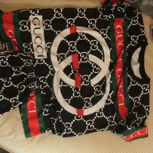 Meet your Posher, Kim